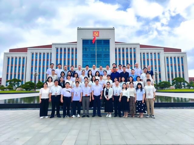 黄冈市党校系统骨干教师培训班侧记